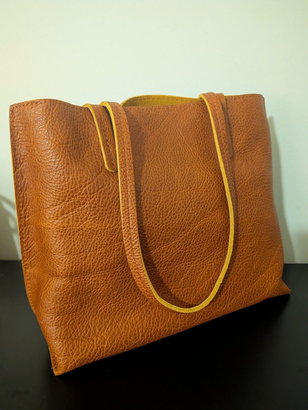 BNNU - Portland Leather - Medium Sienna August - Classic Brown Leather Tote Bag